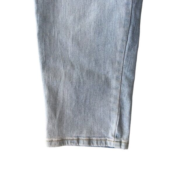 Gloria Vanderbilt Amanda Capris Denim Light Wash DGVB4957 Women's 4 - Picture 8 of 11